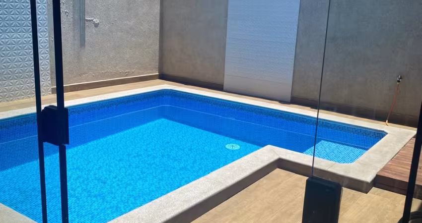 Casa com Piscina à Venda - Vista Alegre - Bauru / SP