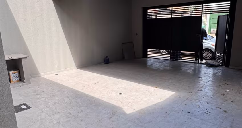 Casa à Venda - Vila Carolina - Bauru / SP