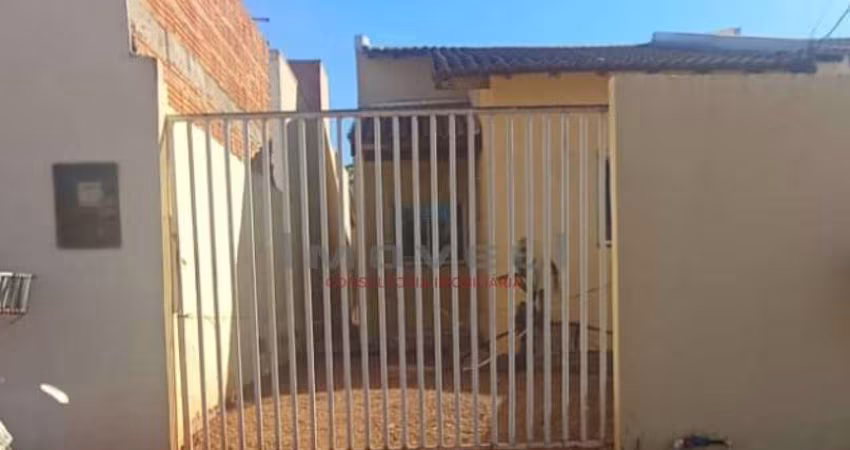 Casa com 3 quartos no bairro Canellas em Várzea Grande