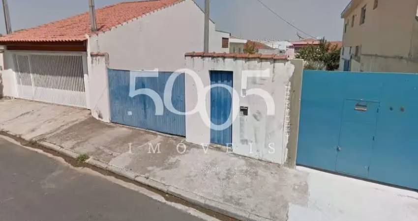 Terreno com 210m2 de área total à venda no bairro liberdade com leve declive. 7 metros de frente com 30 metros de fundo e com vizinho formados, em rua