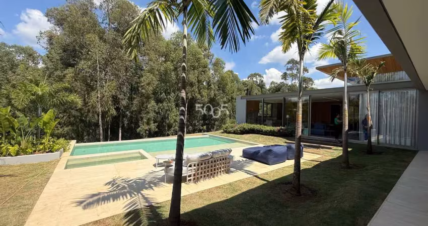 Lindo projeto de casa térrea contemporânea à venda no terras de são josé ii com 2160m2 de terreno e 600m2 de construção. mobiliado e decorado.