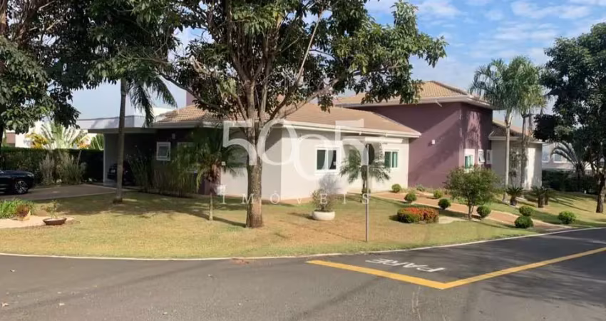 Linda casa térrea à venda no condomínio monte serrat em salto com 336m2 de área construída e 1249m2 de terreno.