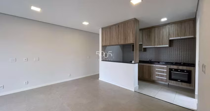 Apartamento à venda no Edifício Maktub Exclusive com 67m² de área útil. Com 2 dormitórios com moveis planejados
