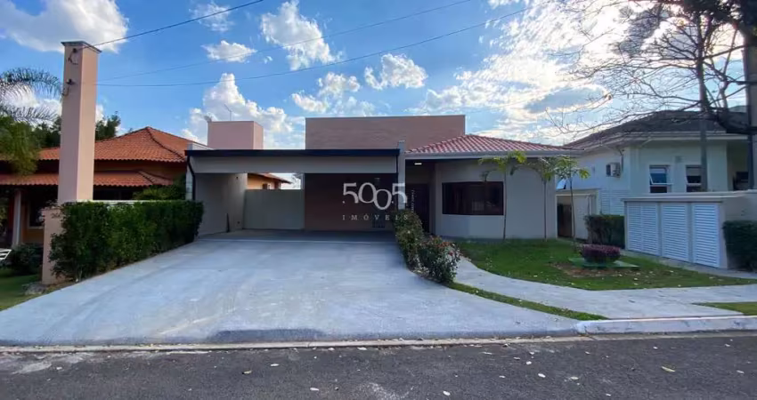 Casa à venda no condomínio jardim theodora, com 310m² e 5 suítes