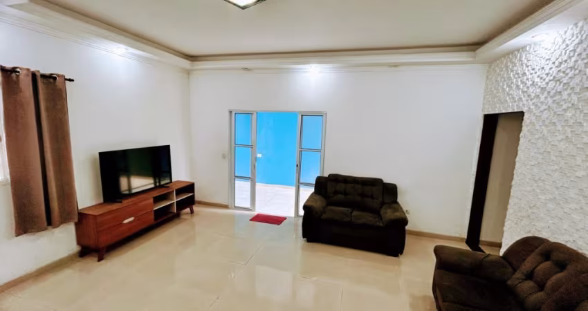 Lindo Sobrado com 03 quartos a venda no Jardim Quaresmeira em Suzano