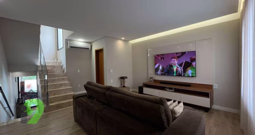 Sobrado com 3 dormitórios à venda, 140 m² por R$ 795.000,00 - Jardim Itália - Várzea Paulista/SP