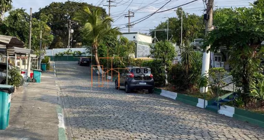Casa Duplex em Colubandê, São Gonçalo/RJ