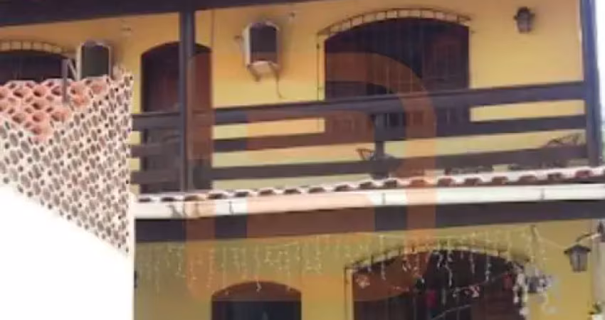 Casa com 2 quartos à venda no Centro, São Gonçalo 