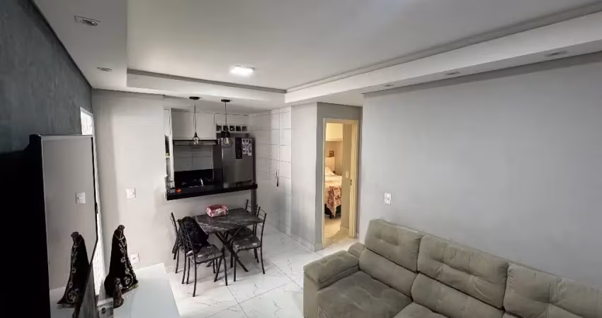 Apartamento à venda no Bairro Castanheiras, Governador Valadares - MG