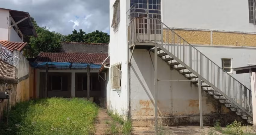 Casa à venda no Bairro Ilha dos Araújos, Governador Valadares – MG