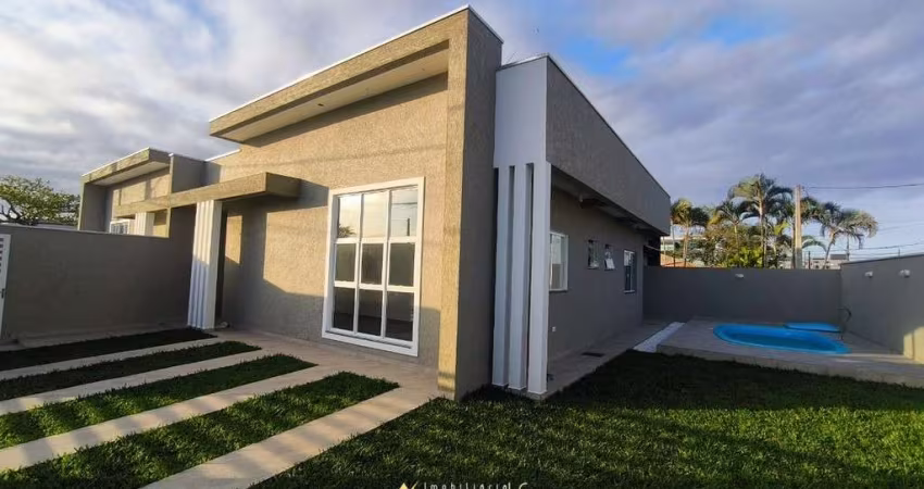 Casa com 03 quartos e Piscina Gaivotas Matinhos