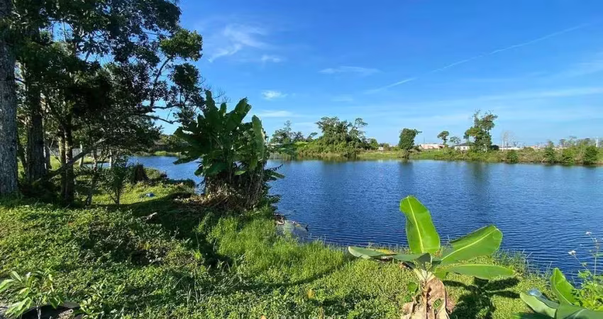 Vendo terreno com lago na praia Matinhos Parana