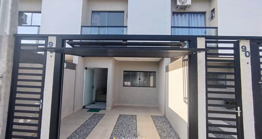 Sobrado faixa mar a venda no Balneario Riviera