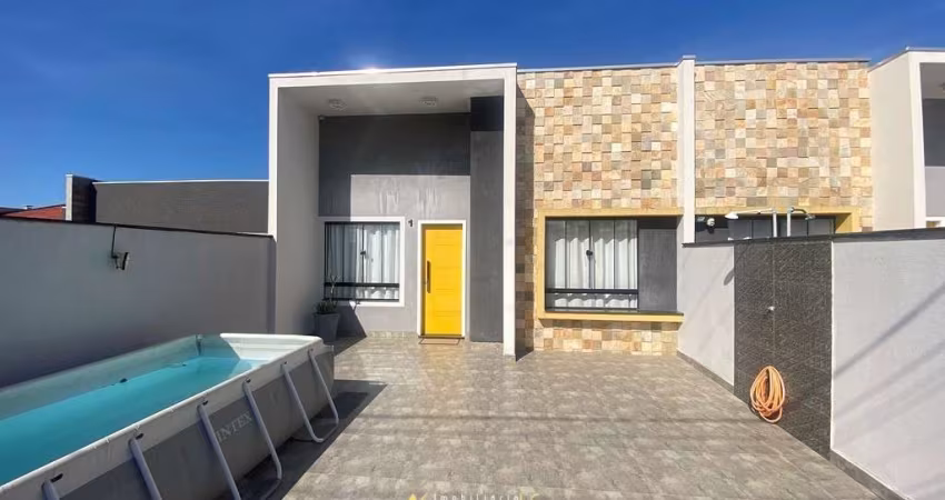 Casa decorada com 03 quartos em Matinhos