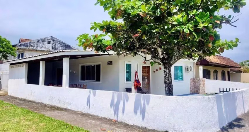 Casa com 2 quartos à venda no Perequê, Matinhos 