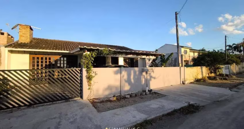 Casa com 3 quartos à venda no Jardim Canadá, Pontal do Paraná 