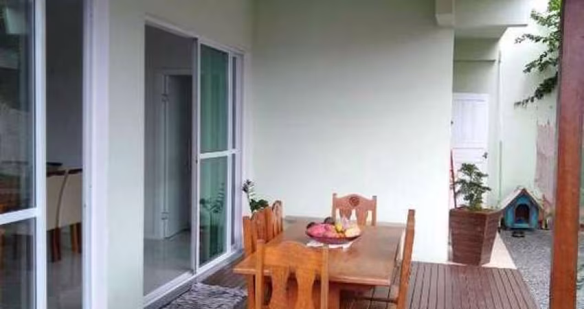 Casa à venda, 3 quartos, 1 suíte, 2 vagas, Tabuleiro - Camboriú/SC