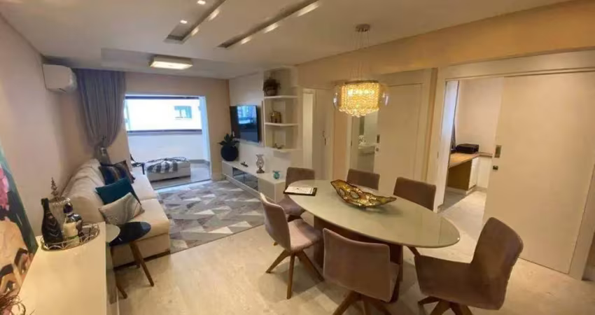 Apartamento reformado e decorado localizado na quadra do mar em balneário camboriú. para | centro, balneário camboriú, santa catarina
