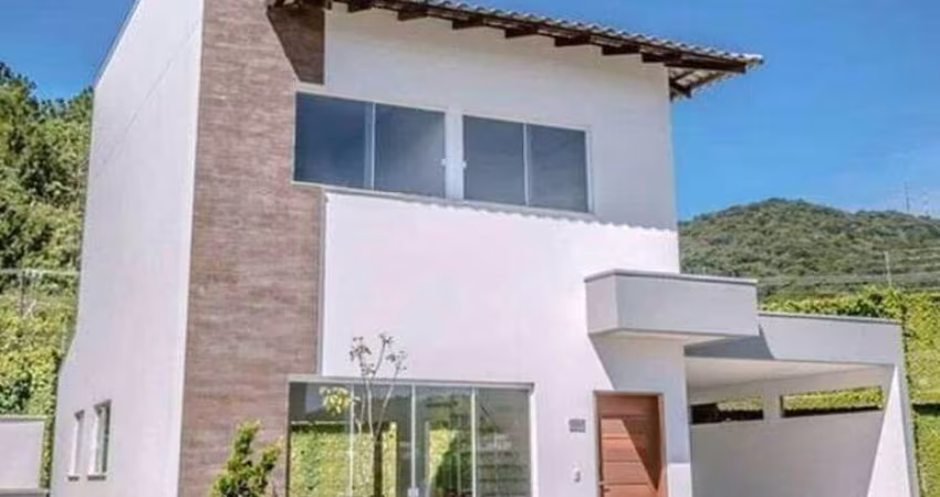 Casa em construção em condomínio fechado no bairro da barra em balneário camboriú. para | Barra, Balneário Camboriú, Santa Catarina