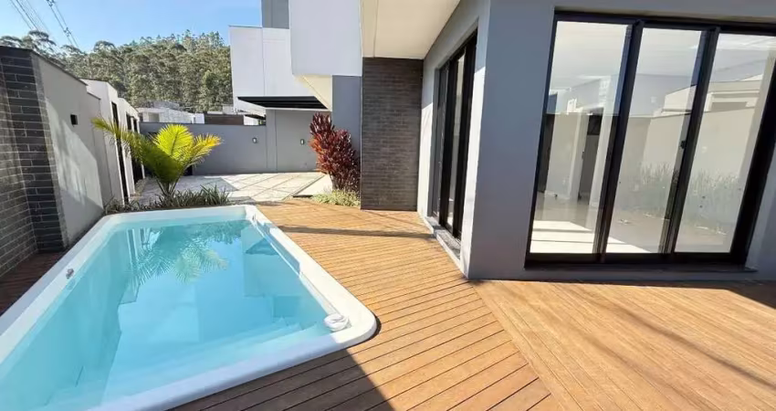 Casa 04 suítes, piscina e 2 vagas para venda | são francisco de assis, camboriú-sc