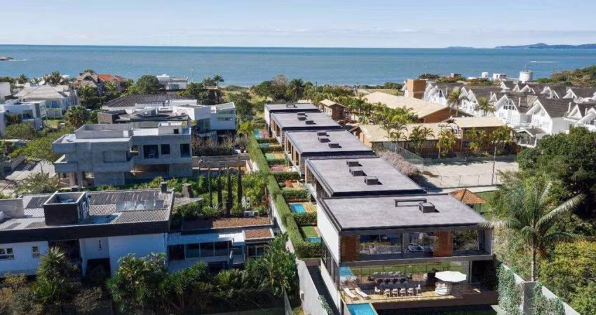 Casa em condomínio fechado, próximo ao mar, praia do estaleirinho-sc para | Praia do Estaleiro, Balneário Camboriú, Santa Catarina