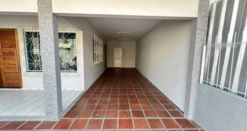 Casa com 03 quartos à venda, balneário camboriú-sc. para | Nações, Balneário Camboriú, Santa Catarina