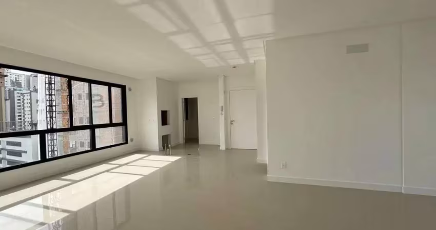 Apartamento com 3 quartos à venda na Rua 3310, Centro, Balneário Camboriú