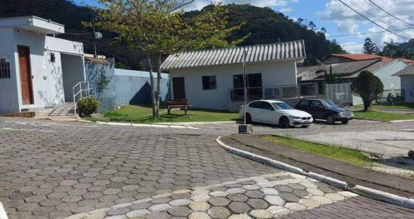 Casa a venda 02 quartos, itajaí-sc. para | Espinheiros, Itajaí, Santa Catarina