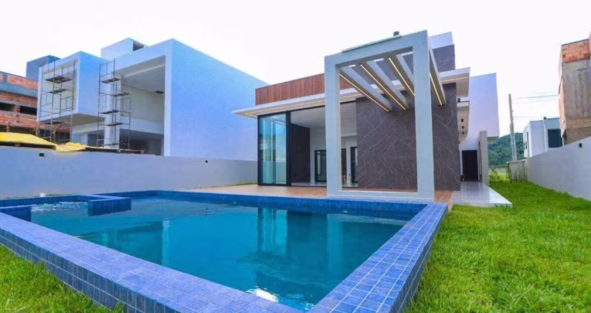 Excelente casa situada em camboriú-sc para | Santa Regina, Camboriú, Santa Catarina