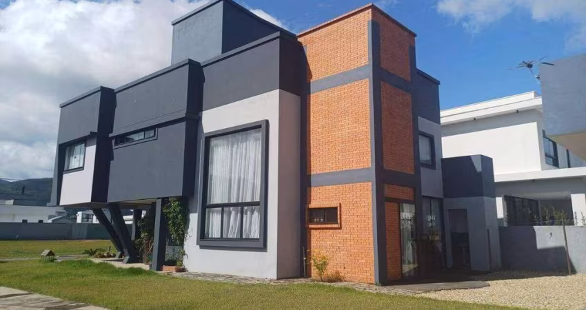 Casa de condomínio com 3 quartos para |