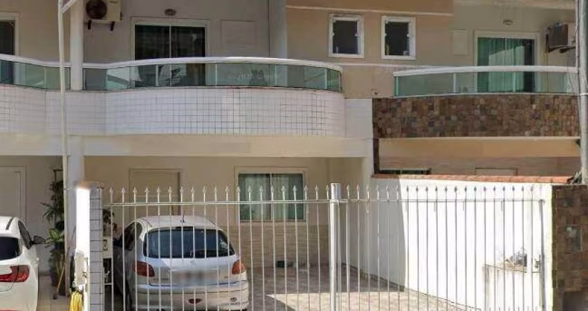 Casa com 3 quartos para venda |