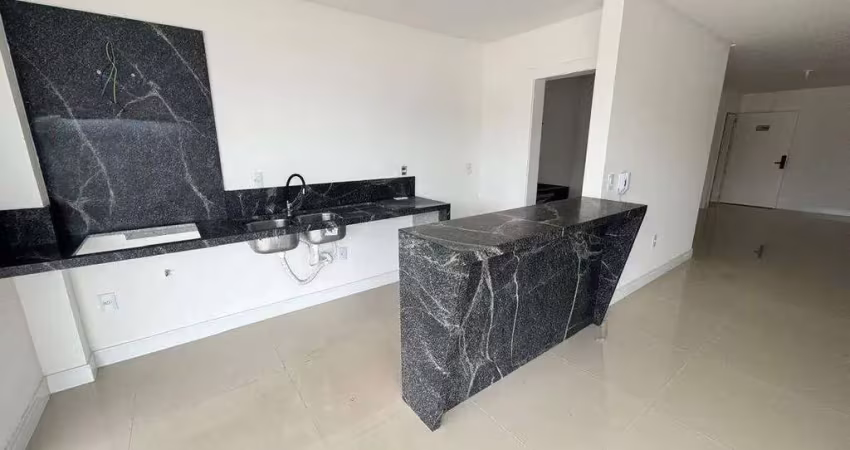 Apartamento com 3 quartos à venda na Rua 212-214, Meia Praia, Itapema