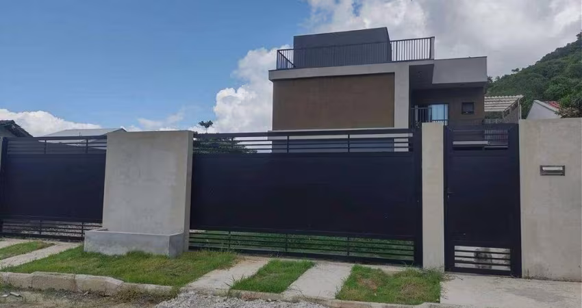 Casa com 5 quartos - bombinhas para venda | , Bombinhas, Santa Catarina
