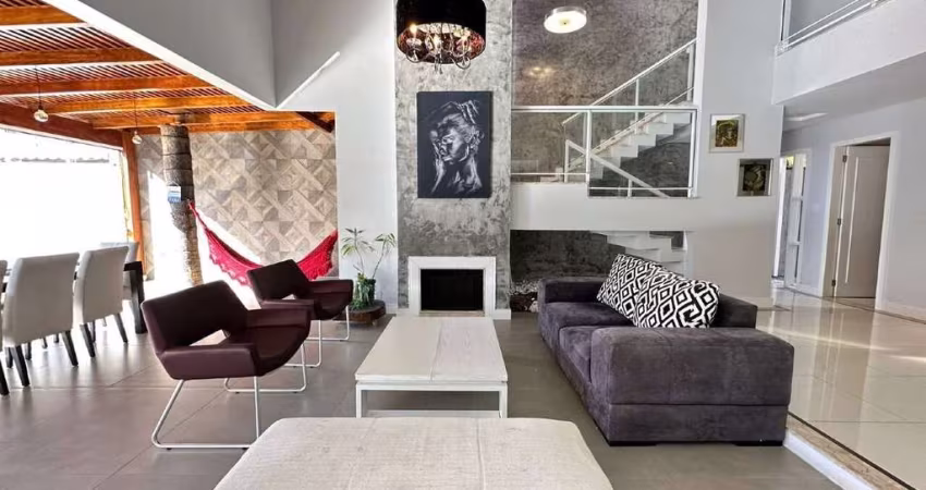 Casa Elegante a 800m da Praia Central – Barra Sul, Balneário Camboriú