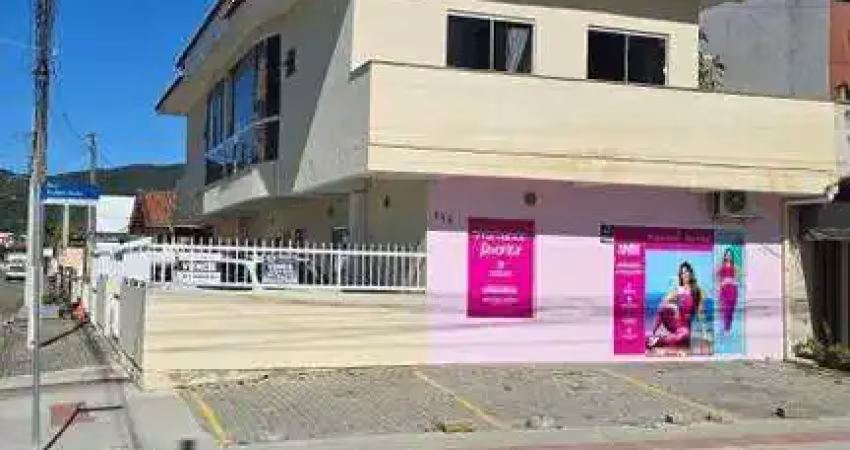 Apartamento superior: (2 apartamentos, sendo um frente norte e um sul)