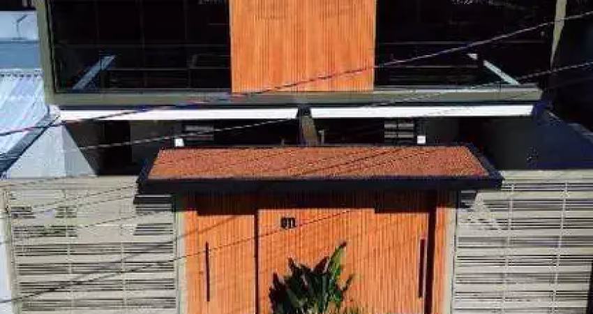 Triplex geminado com rooftop e piscina spa – conforto e sofisticação em cada detalhe