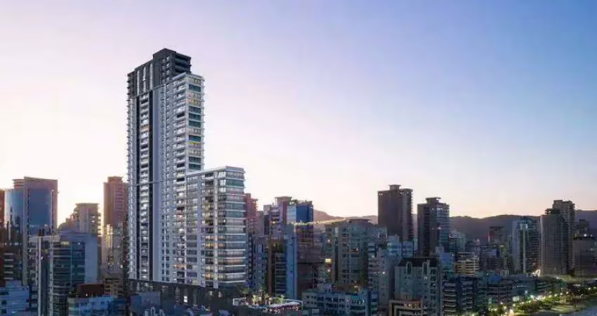 Apartamento com 4 quartos à venda na Rua 249, Meia Praia, Itapema