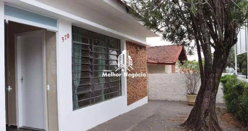 Casa à venda com 3 dormitórios e 1 suíte no bairro Vila Embare em Valinhos - Excelente localização!
