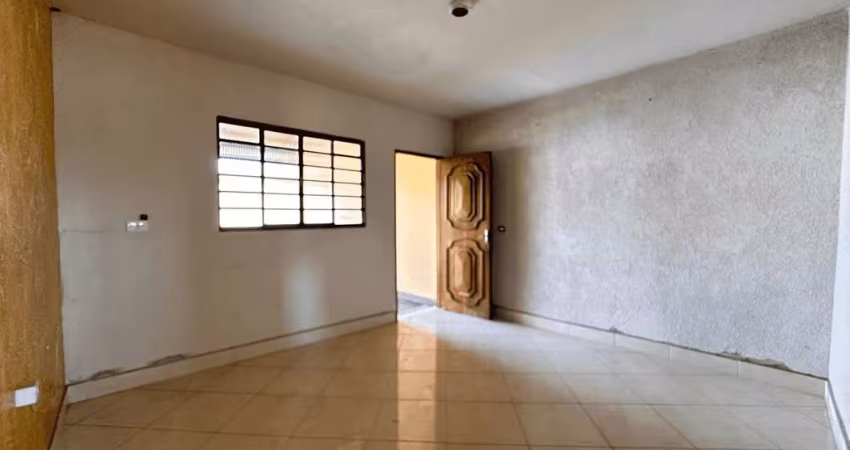 CÓD:RRCA3651 - CASA À VENDA 03 DORMITÓRIOS NO BAIRRO JARDIM PLANALTO EM PIRACICABA, SÃO PAULO.
