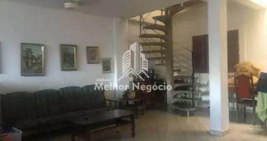 Casa à venda com 04 dormitórios, Vila Monteiro, Piracicaba, SP - R$500 MIL