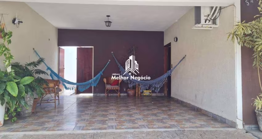 Casa à venda no bairro Vila Carlota, em Sumaré, SP. Casa com 2 dormitórios, sendo 1 suíte, 2 banheiros e 2 vagas de garagem.