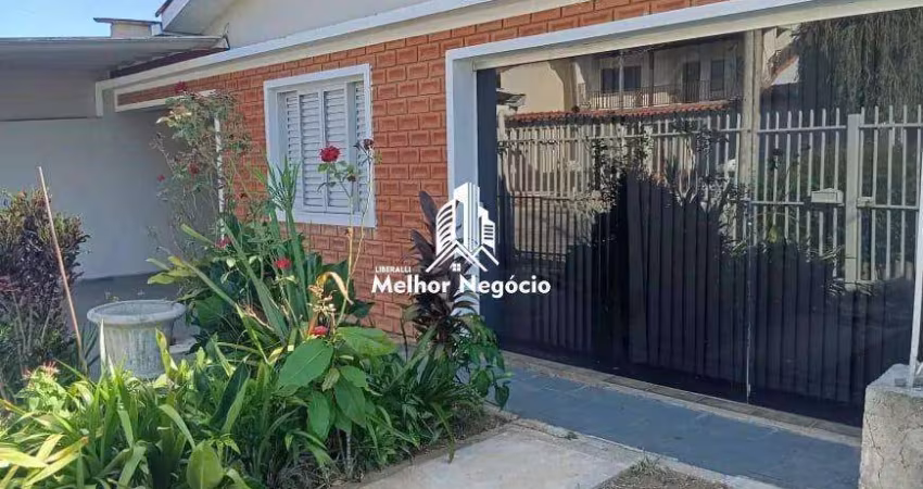 Casa à venda com 2 dormitórios, no Jardim Pinheiros, em Valinhos/SP