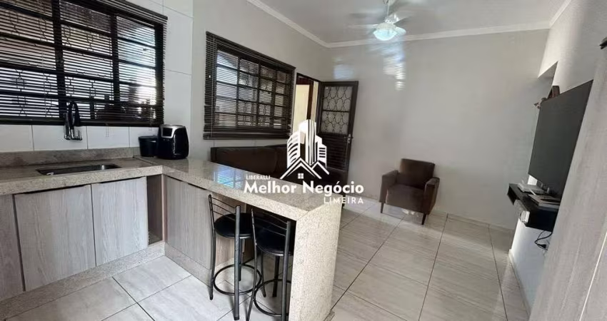 Casa à venda no Bairro Jardim Guimarães, em Limeira, SP. Casa com 3 dormitórios, 1 banheiro e 2 vagas de garagem.