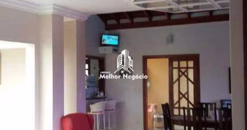 Casa à venda no Bairro Egisto Ragazzo em Limeira, SP Casa com 3 dormitórios, sendo 1 suíte, 3 banheiros e 4 vagas de garagem.
