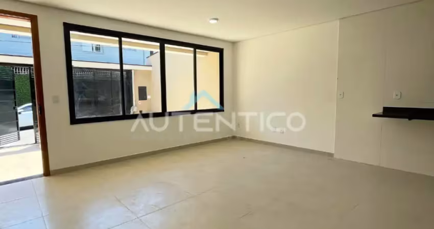 Sobrado recém entregue à venda com 145m², 3 quartos e 2 vagas