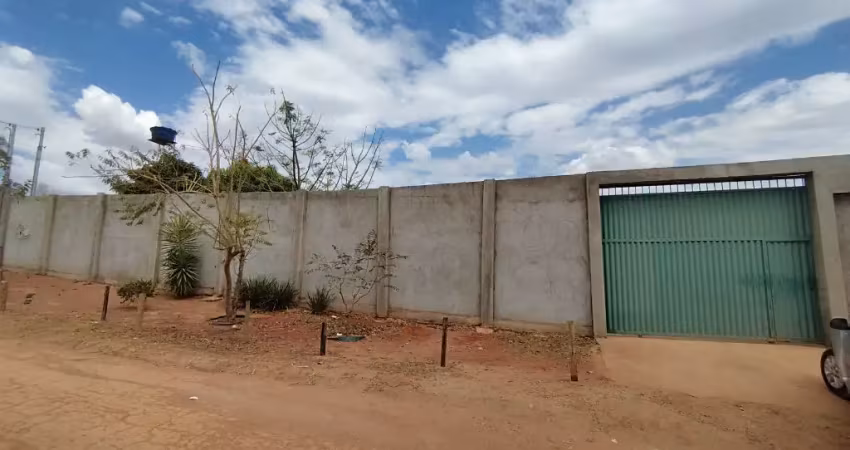 Sobrado 4 quartos com 2 suítes área de lazer vista para goiânia