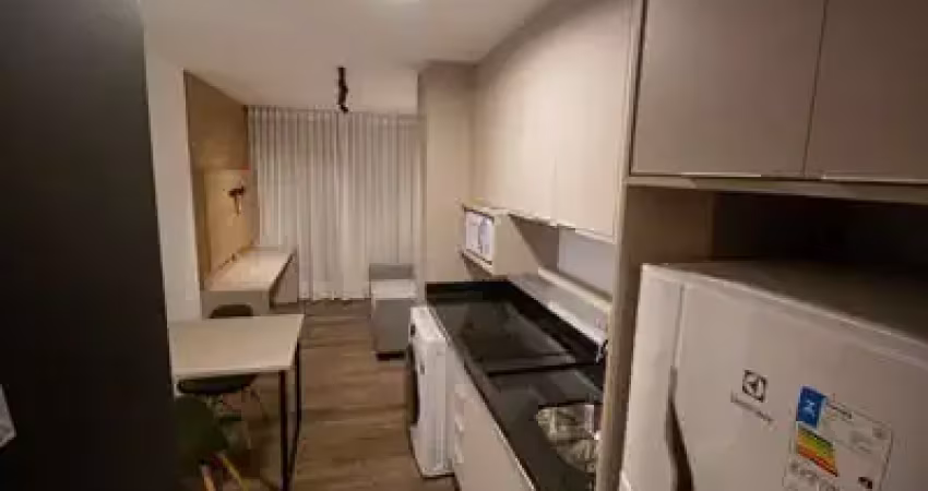 Apartamento 2 dormitórios, mobiliado e decorado, pronto para morar
