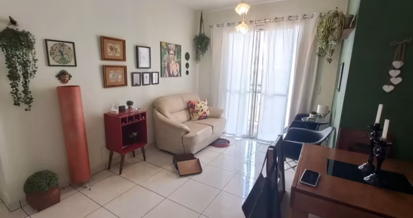 Lindo apto com 2 dormitórios, 1 vaga, sacada e lazer completo