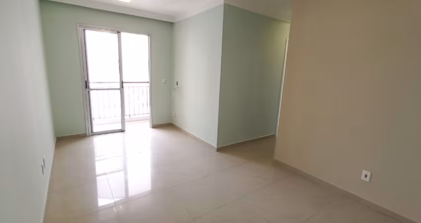 Lindo apto com 2 dormitórios, 1 vaga, sacada e lazer completo
