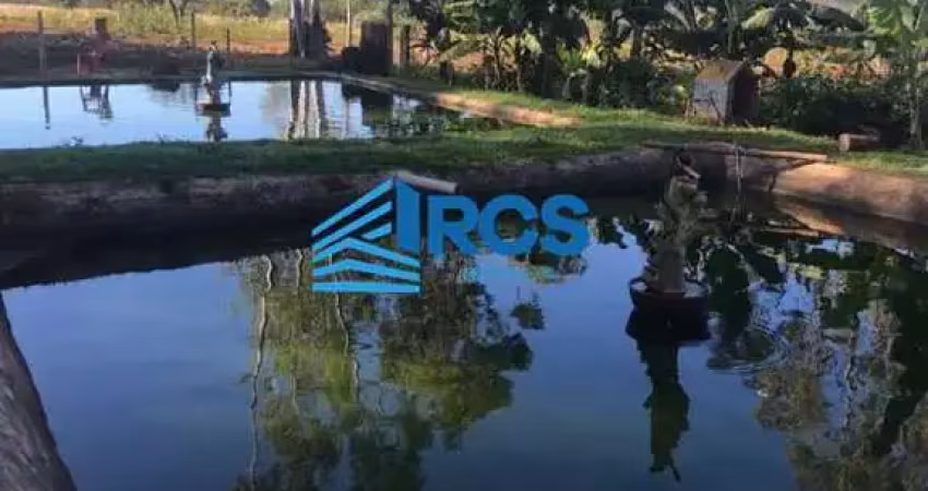 Sítio para venda em uberlândia, 5 dormitórios, 2 suítes, 3 banheiros, 10 vagas